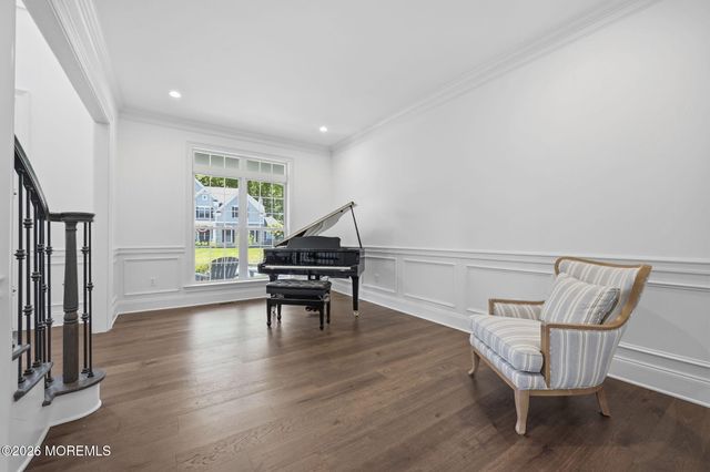 66 Windermere Road, Lincroft, NJ 07738