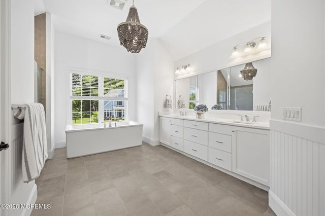 66 Windermere Road, Lincroft, NJ 07738