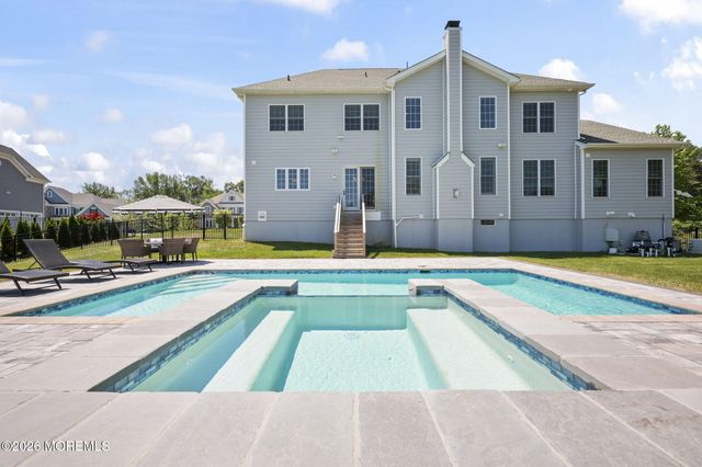 66 Windermere Road, Lincroft, NJ 07738