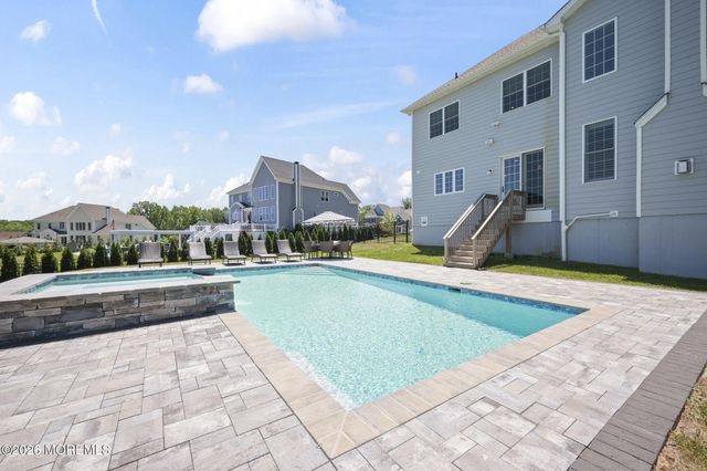 66 Windermere Road, Lincroft, NJ 07738