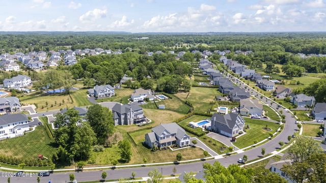 66 Windermere Road, Lincroft, NJ 07738