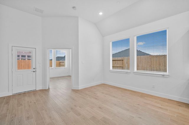 425 Mourning Dove Drive, Waller, TX 77447