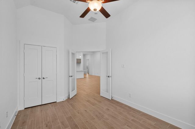 425 Mourning Dove Drive, Waller, TX 77447