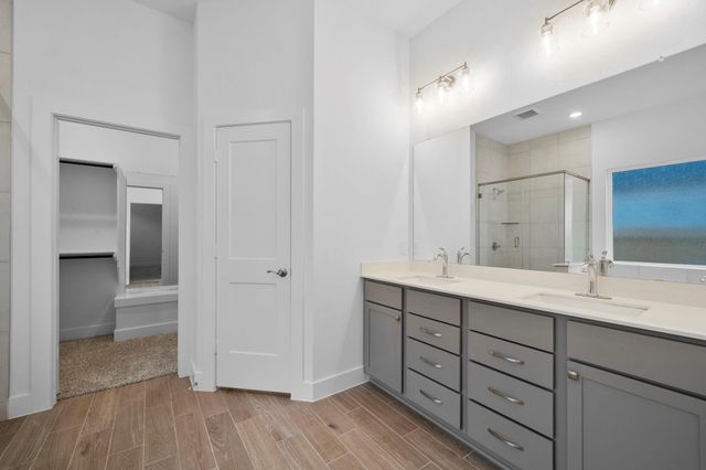 425 Mourning Dove Drive, Waller, TX 77447