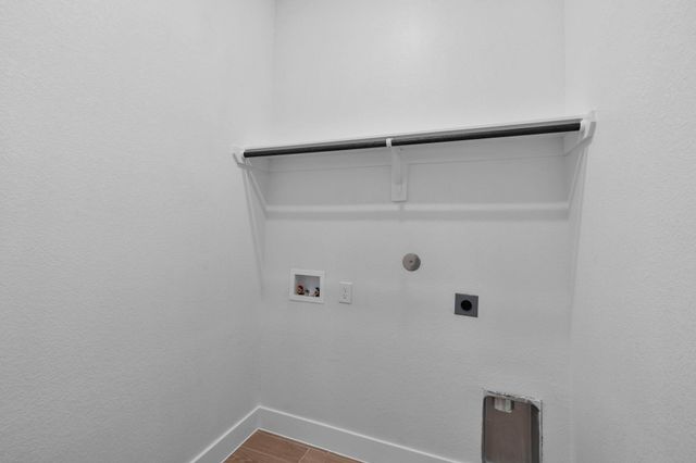 425 Mourning Dove Drive, Waller, TX 77447