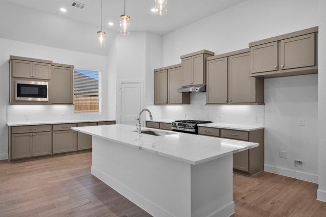 425 Mourning Dove Drive, Waller, TX 77447