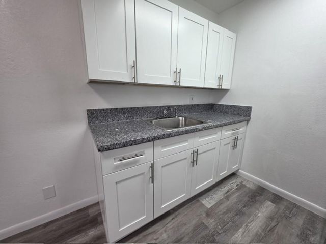 1958 Mckinley St 19, Hollywood, FL 33020