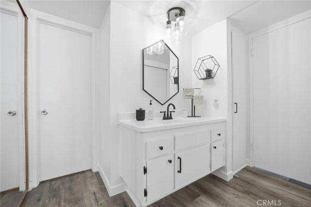 23515 Lyons 233, Valencia, CA 91355