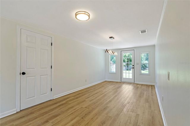 305 S ROSSITER STREET, Mount Dora, FL 32757