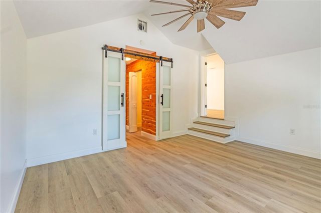 305 S ROSSITER STREET, Mount Dora, FL 32757