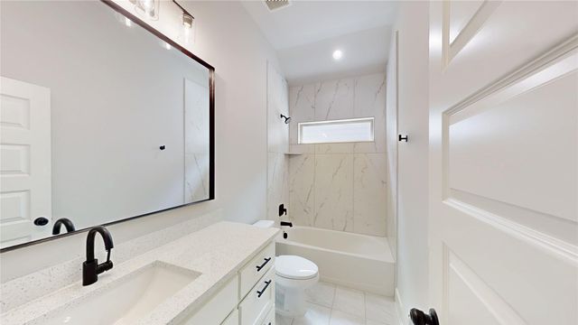 5624 Hiett Court, Fort Worth, TX 76112