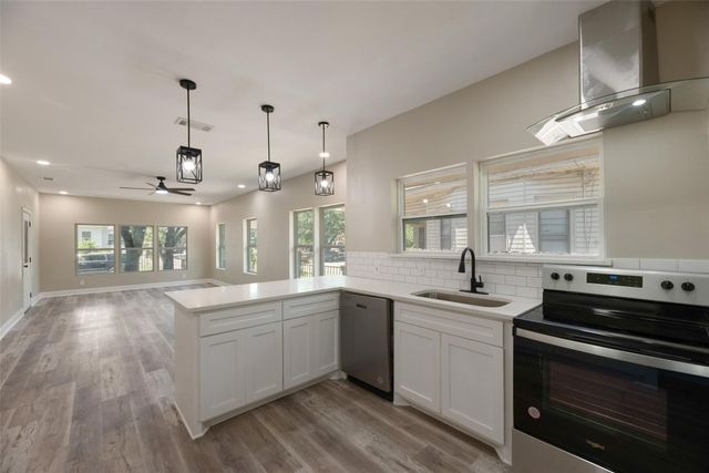 2945 May Street, Fort Worth, TX 76110