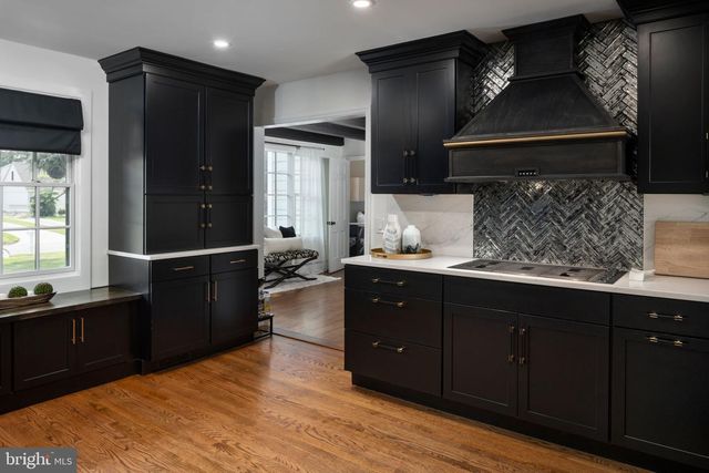 7 KEATS RD, Yardley, PA 19067