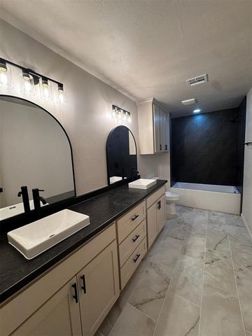 26218 N 2960 Road, Cashion, OK 73016