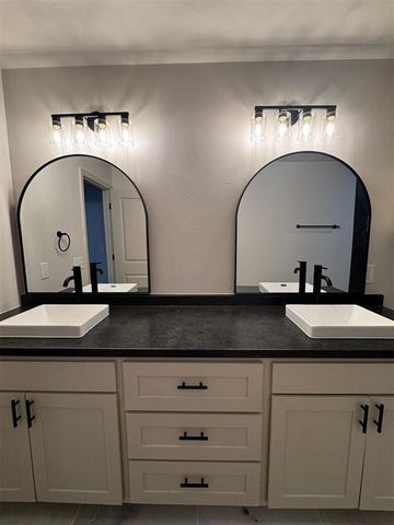 26218 N 2960 Road, Cashion, OK 73016