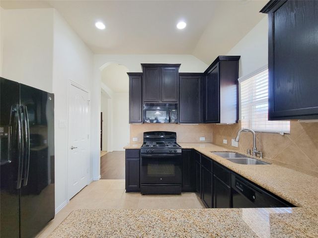 249 Harbor Bend Lane, Dickinson, TX 77539