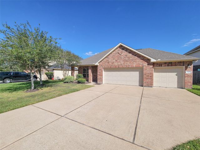 249 Harbor Bend Lane, Dickinson, TX 77539