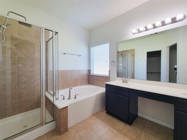 249 Harbor Bend Lane, Dickinson, TX 77539