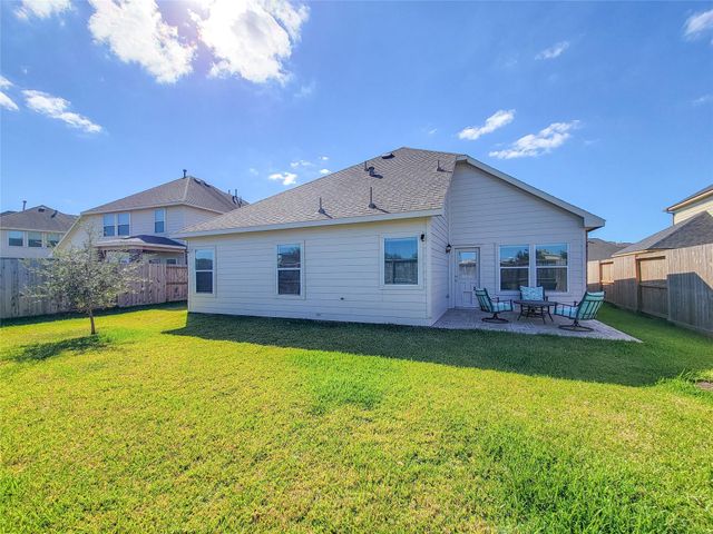 249 Harbor Bend Lane, Dickinson, TX 77539