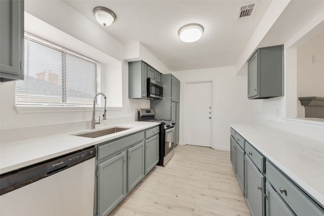 2815 Rio Grande Pass, Mesquite, TX 75150