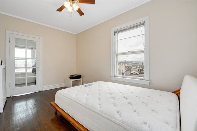 3617 N Sawyer Avenue 1, Chicago, IL 60618