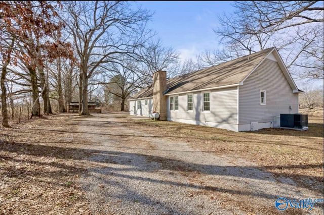 2844 Charity Lane, Hazel Green, AL 35750