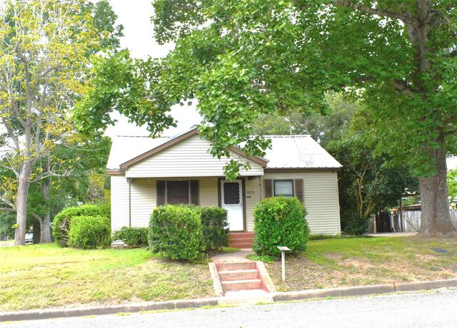 1601 Columbia Street, Liberty, TX 77575