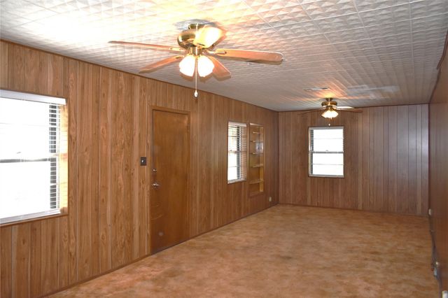 1601 Columbia Street, Liberty, TX 77575