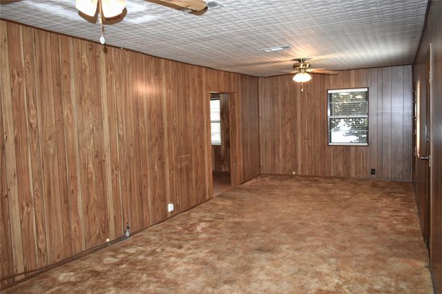 1601 Columbia Street, Liberty, TX 77575