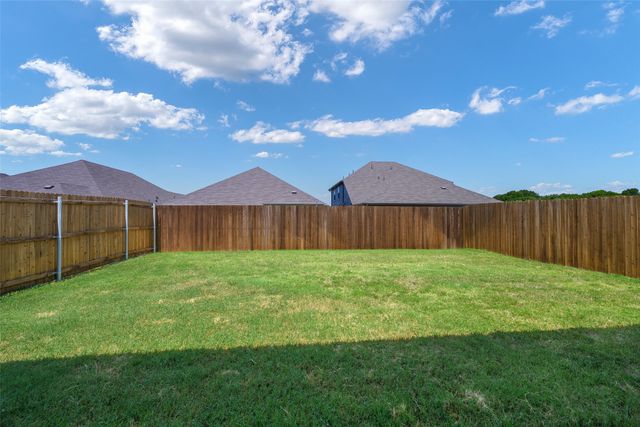 1037 Lakehaven Trail, Lavon, TX 75166