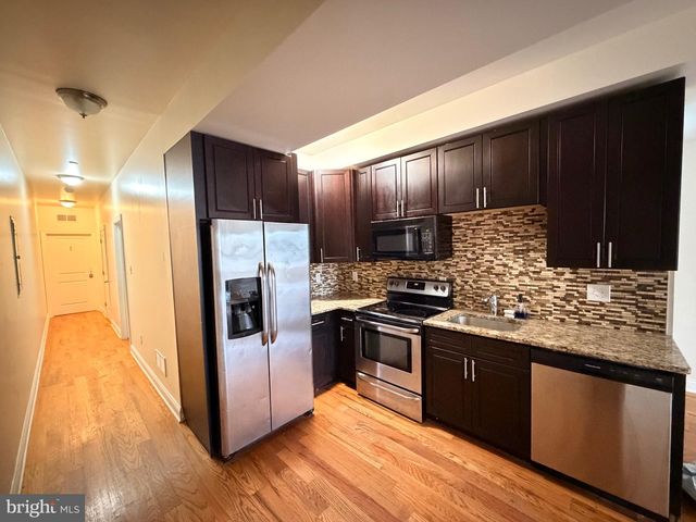 2136 N 18TH ST, Philadelphia, PA 19121