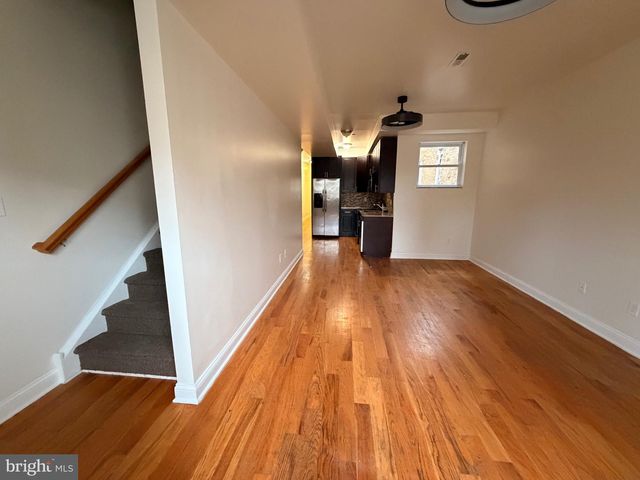 2136 N 18TH ST, Philadelphia, PA 19121