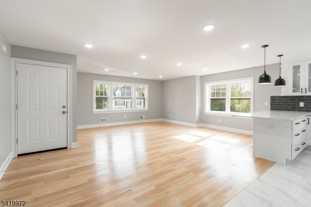 3 Mount Vernon Ave, West Orange Twp., NJ 07052