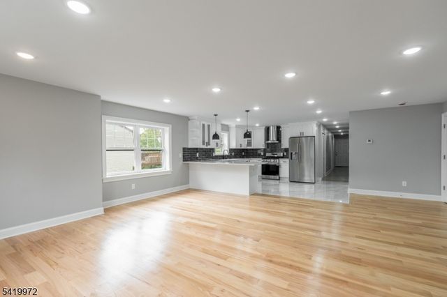 3 Mount Vernon Ave, West Orange Twp., NJ 07052