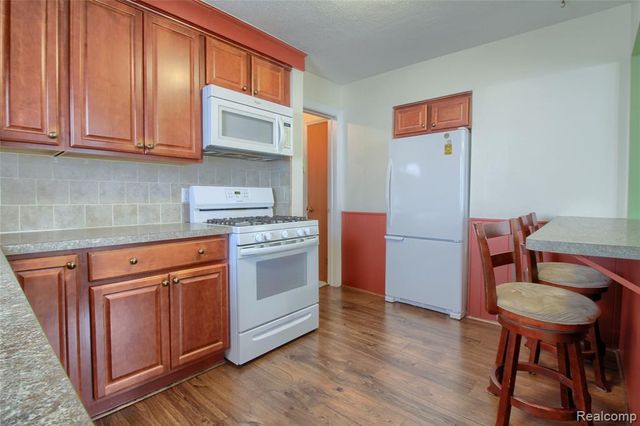 11327 Columbia Street, Redford, MI 48239