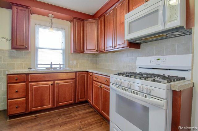 11327 Columbia Street, Redford, MI 48239