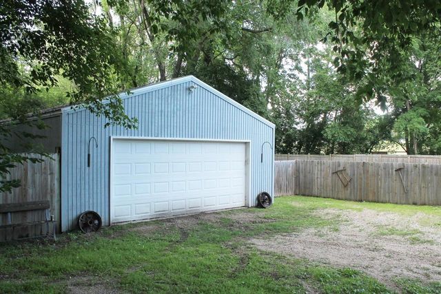 105 E Park Street, Montello, WI 53949
