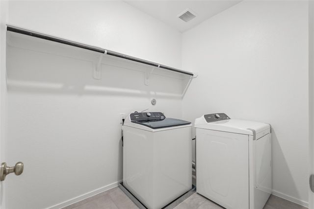 700 Sand Dollar Drive, Kemah, TX 77565