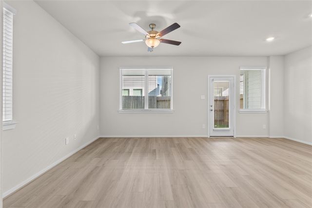 700 Sand Dollar Drive, Kemah, TX 77565