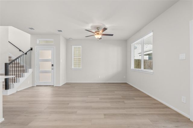 700 Sand Dollar Drive, Kemah, TX 77565