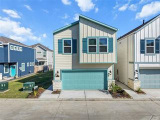 700 Sand Dollar Drive, Kemah, TX 77565