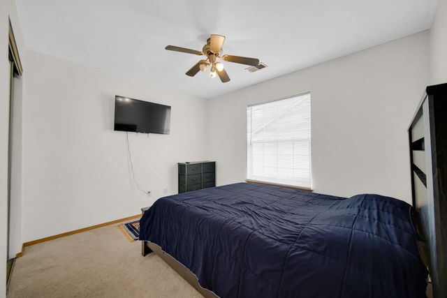 1741 W 86th Lane, Merrillville, IN 46410