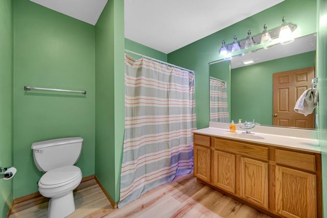 1741 W 86th Lane, Merrillville, IN 46410