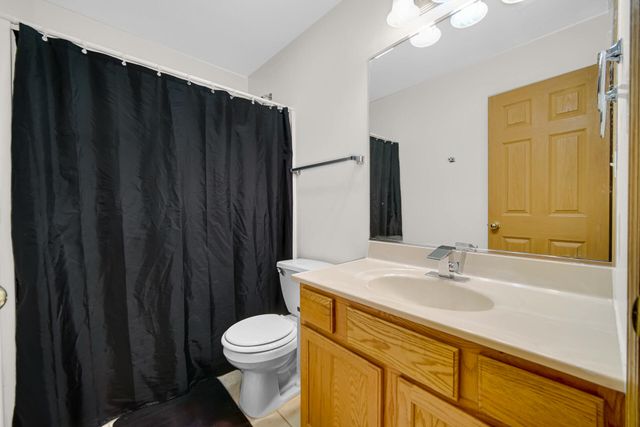 1741 W 86th Lane, Merrillville, IN 46410