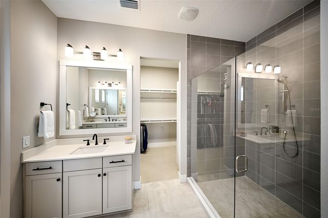 8092 GRANDE SHORES DRIVE, Sarasota, FL 34240
