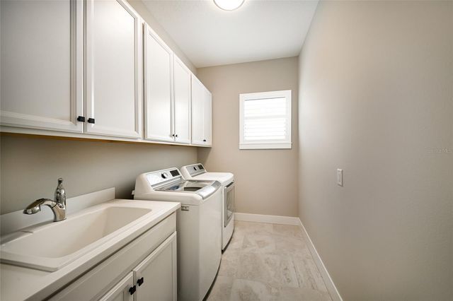 8092 GRANDE SHORES DRIVE, Sarasota, FL 34240