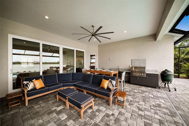 8092 GRANDE SHORES DRIVE, Sarasota, FL 34240
