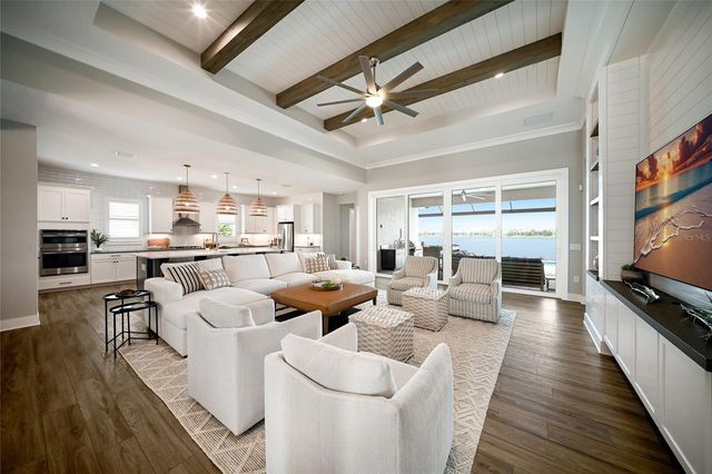 8092 GRANDE SHORES DRIVE, Sarasota, FL 34240