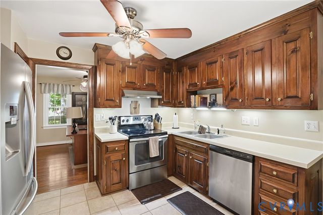 8219 Redberry Ln, Mechanicsville, VA 23116