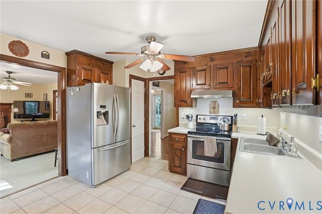8219 Redberry Ln, Mechanicsville, VA 23116